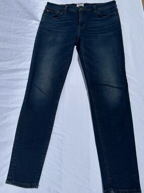 Hudson Krista super skinny Women’s Dark Blue Slim Jeans size 30